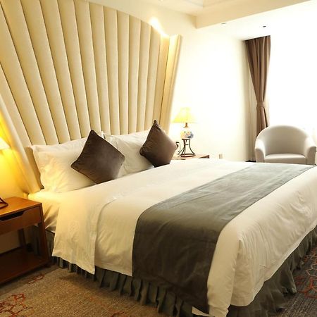 Zhi Hui Tang Feng Ze Hotel Chengdu Eksteriør bilde
